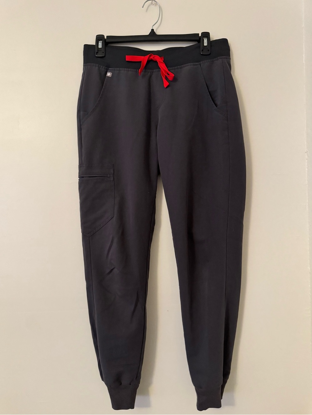 Figs Zamora charcoal Joggers with Red Drawcord